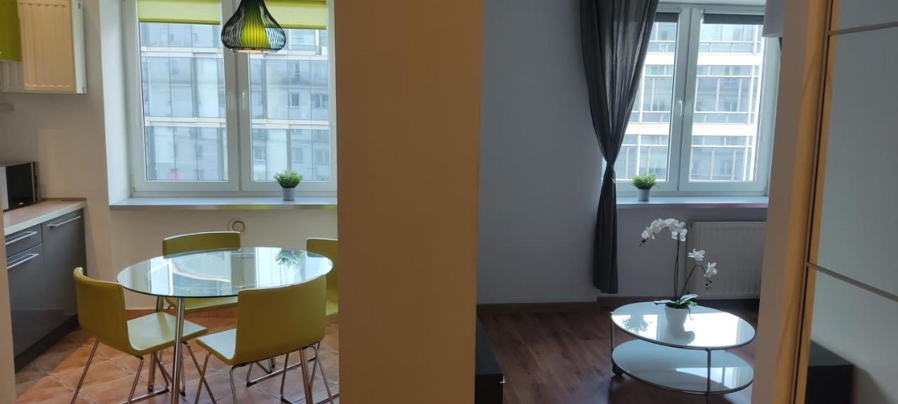Be My Guest - Krucza Elegant Apartment - Rondo De Gaulle'A Center Of Warsaw Metro Wi-Fi Breakfast Exterior foto