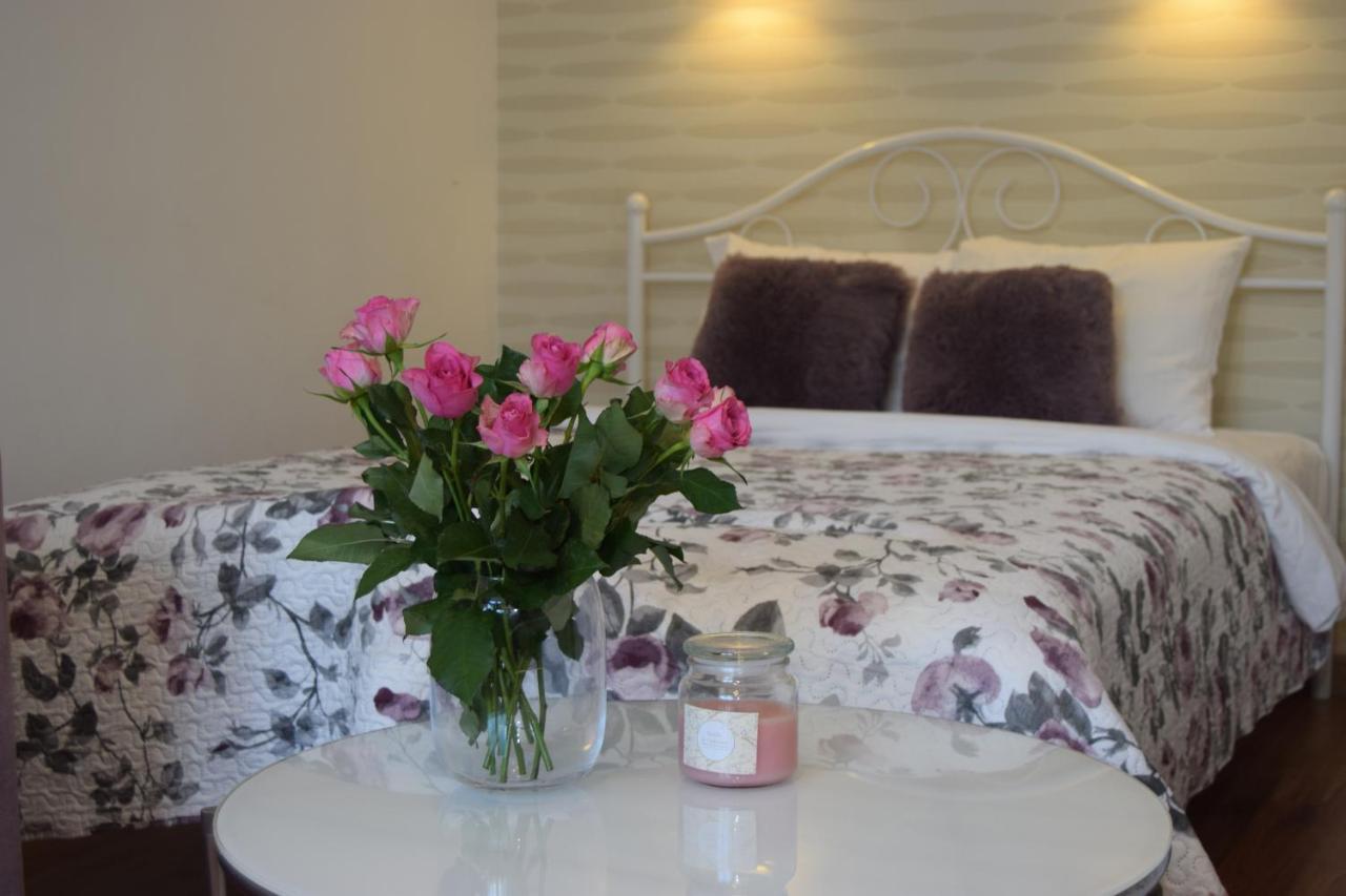 Be My Guest - Krucza Elegant Apartment - Rondo De Gaulle'A Center Of Warsaw Metro Wi-Fi Breakfast Exterior foto